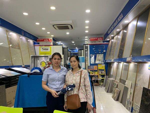 Cô Định, Hoàng Hoa Thám, Hà Nội nhận ô cán ngắn tại Showroom 532 Đường Láng.